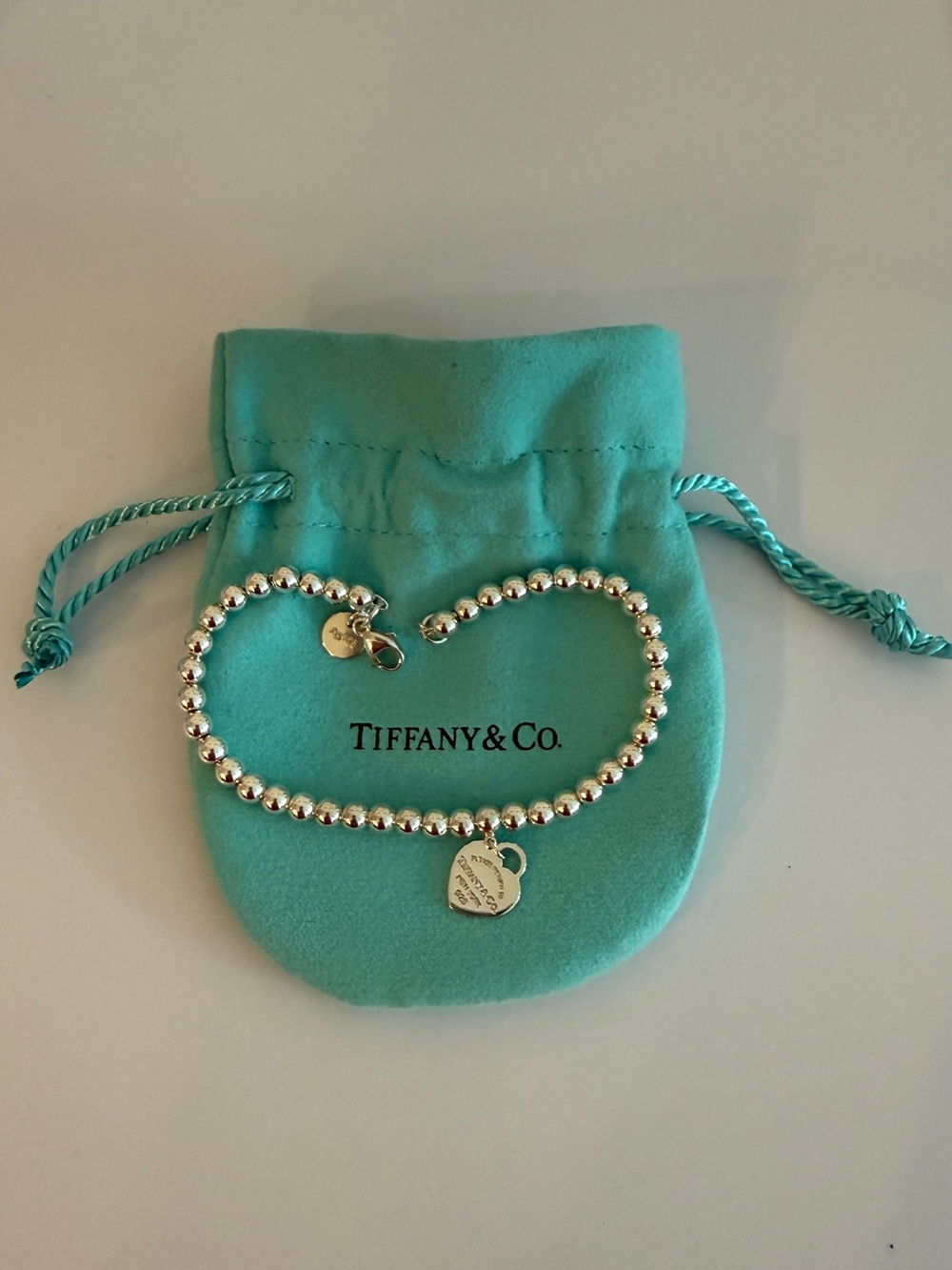 Tiffany & Co. Silver Bead Heart Tag Bracelet - Robin's Egg Blue Pouch sz Med. 🩵